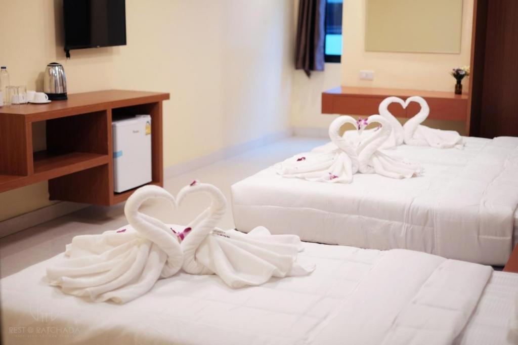 Rest@Ratchada Hotel Bangkok Exterior photo