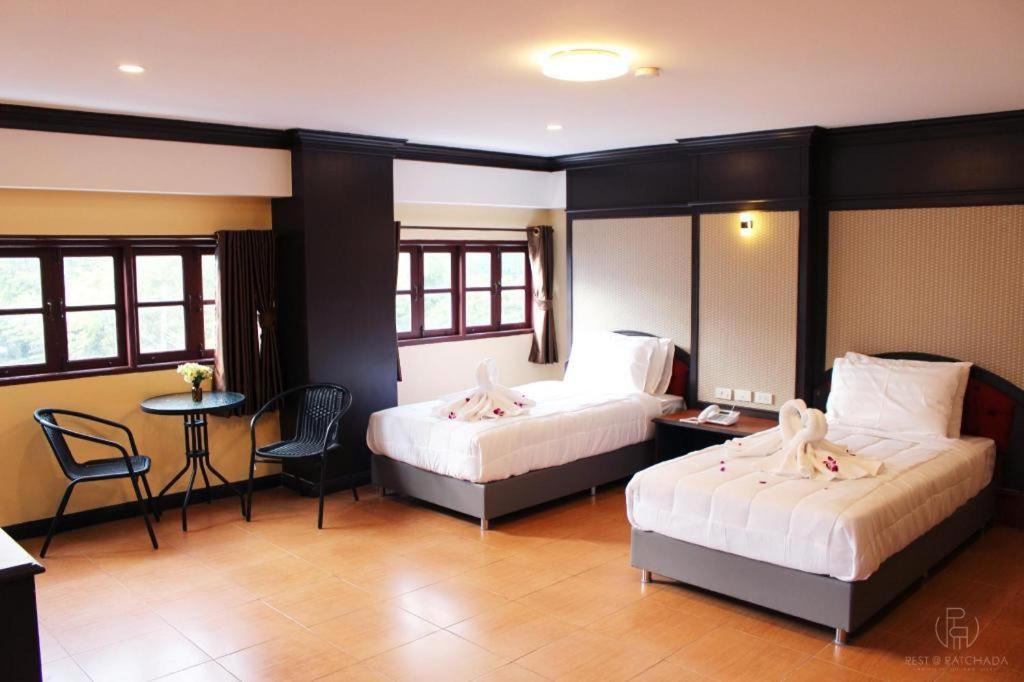 Rest@Ratchada Hotel Bangkok Exterior photo