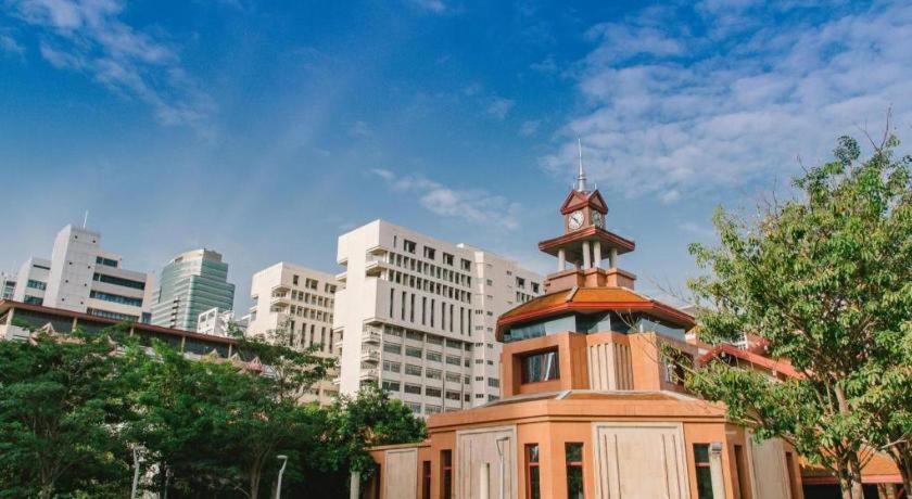 Rest@Ratchada Hotel Bangkok Exterior photo