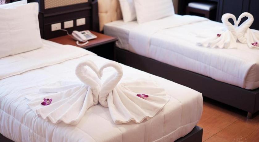 Rest@Ratchada Hotel Bangkok Exterior photo