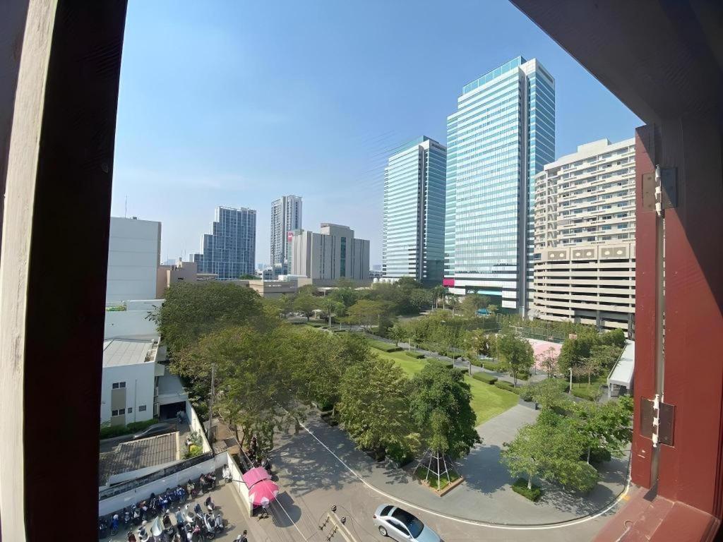 Rest@Ratchada Hotel Bangkok Exterior photo